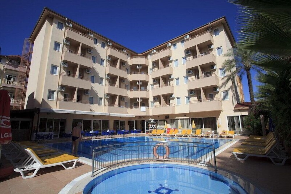 HELIOS HOTEL 7/55