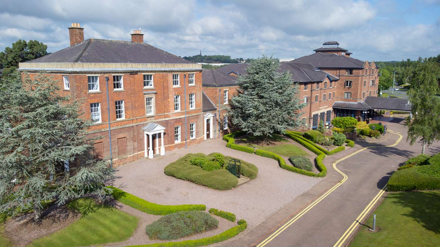 DoubleTree by Hilton Stoke on Trent 40/43