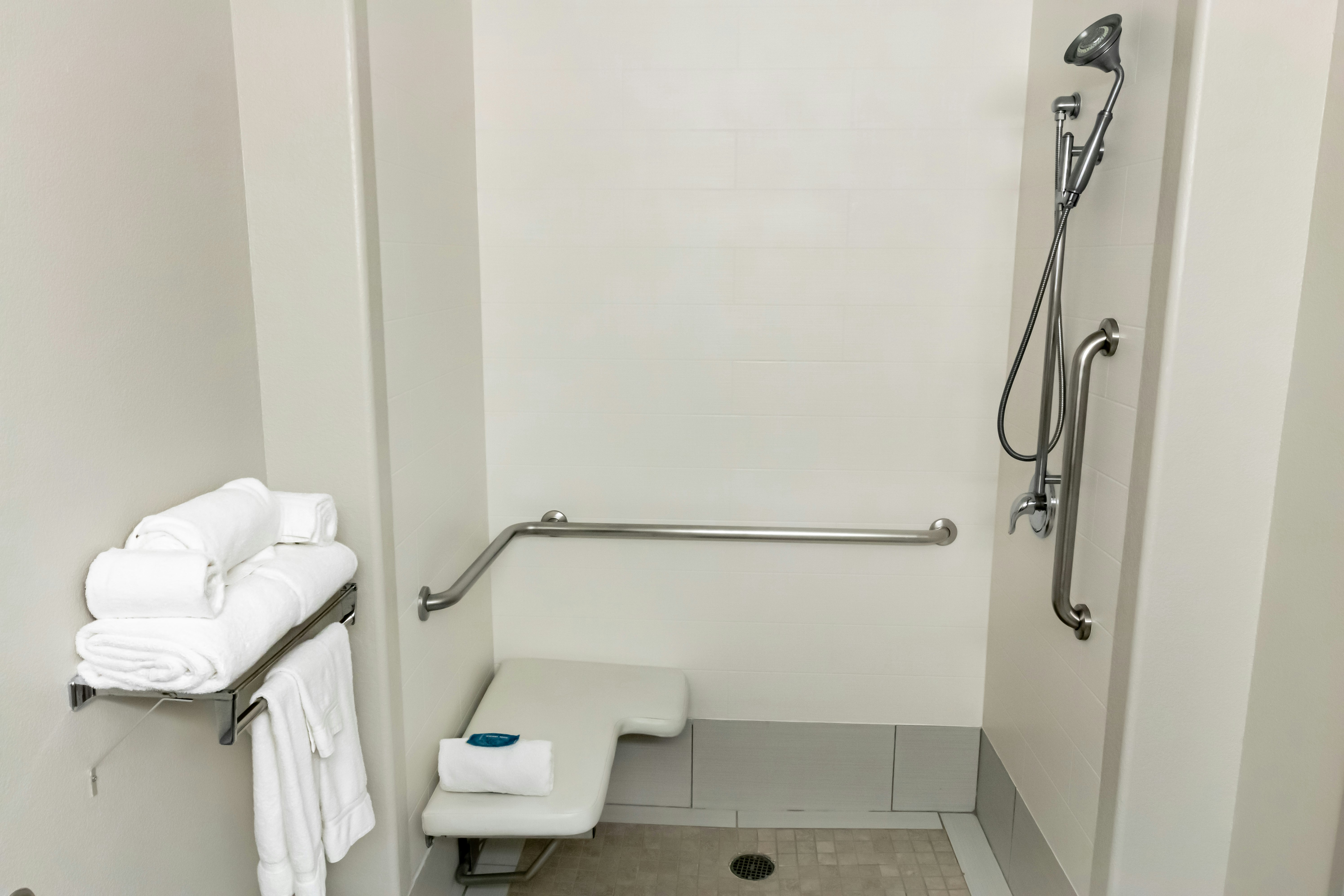 Holiday Inn Express Pendleton 70/71