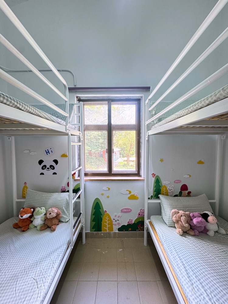 YHA Ngong Ping SG Davis Youth Hostel (Lantau Island) 17/50