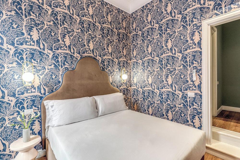 Townhouse Condotti 29 15/53