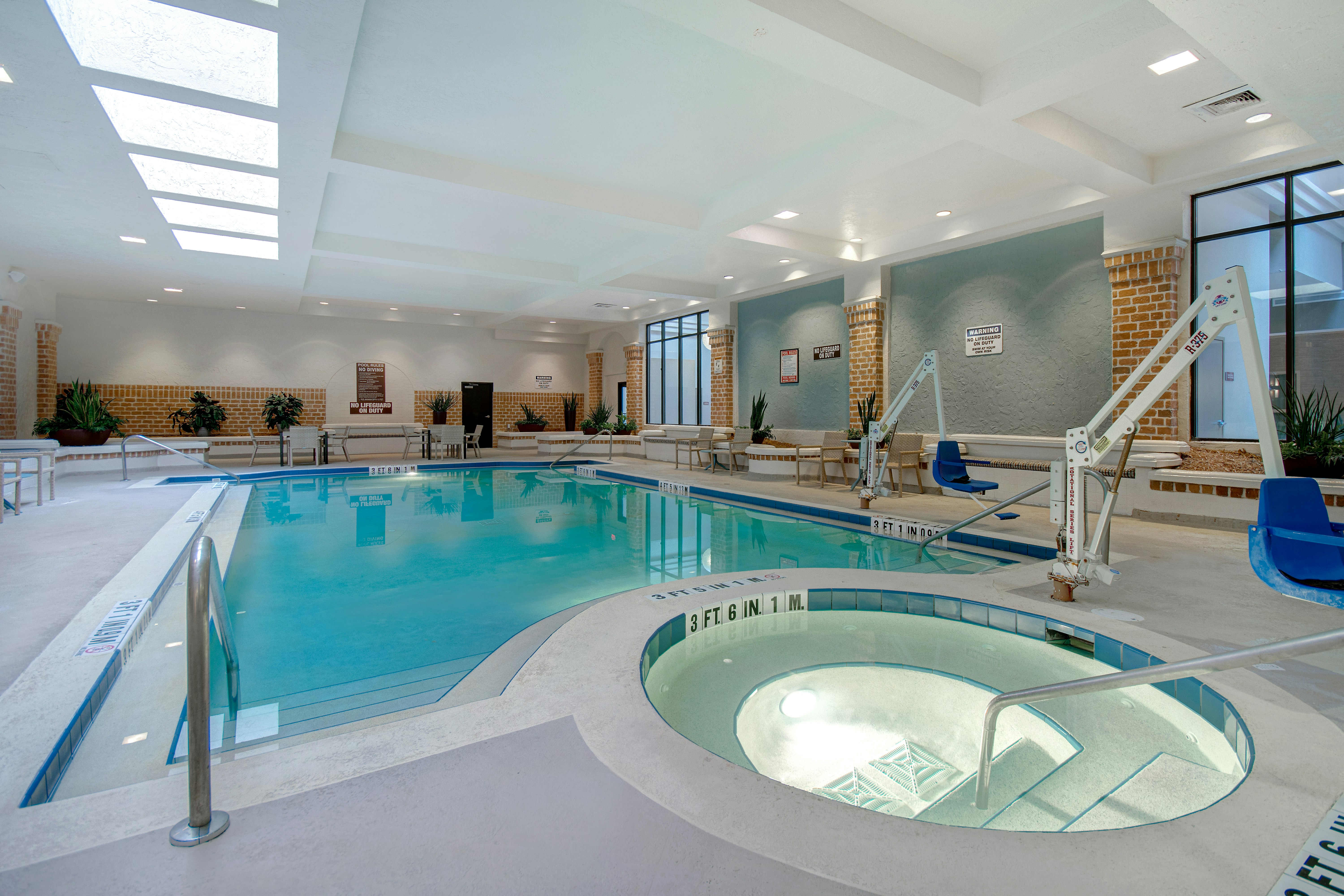 Embassy Suites by Hilton Jacksonville Baymeadows 35/85