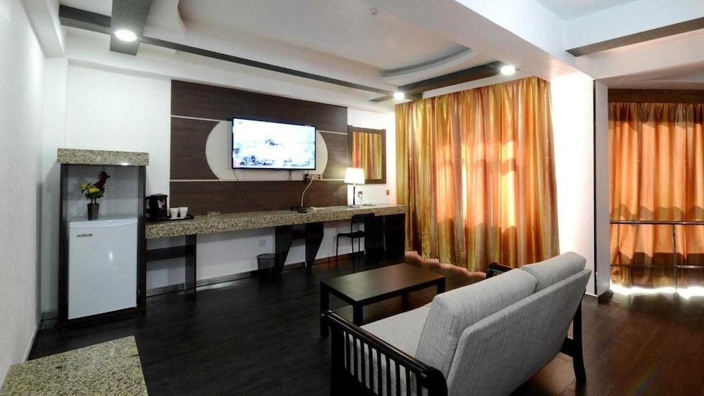 Zolo Hotel 29/38