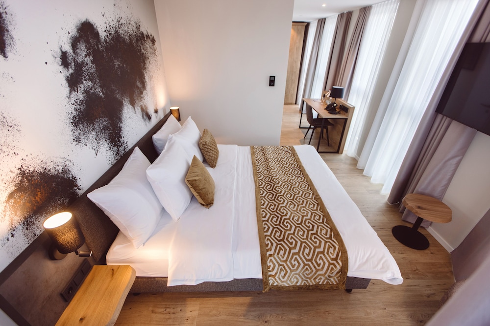 Hotel Libertas Elements pure 22/60