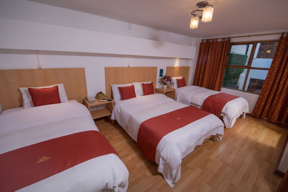 Intiwatana Hotel Boutique 40/50