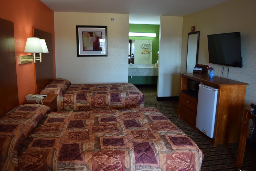 Royal Inn Douglasville 15/28