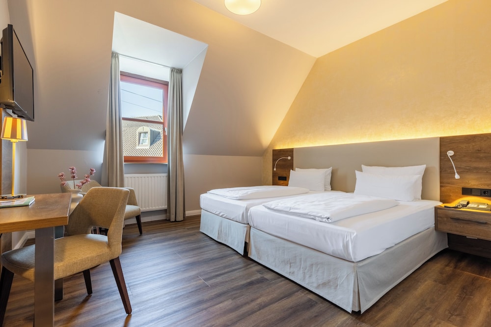 1 BEDROOM, CLASSIC