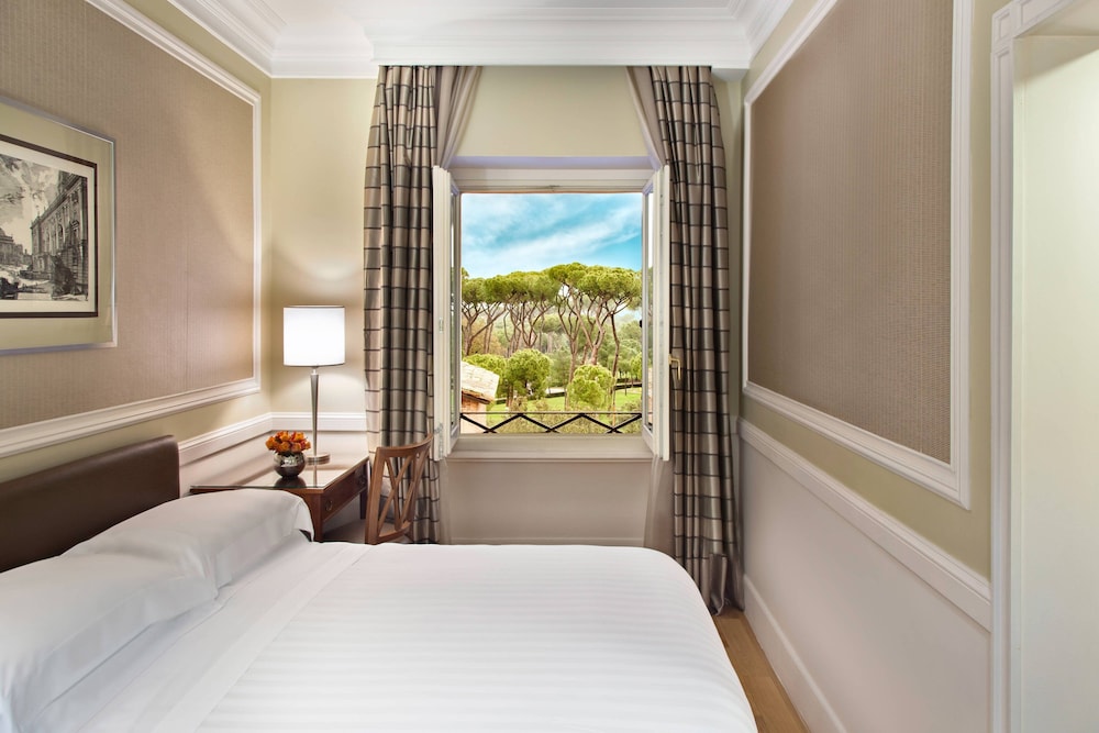 Marriott Grand Hotel Flora 12/46