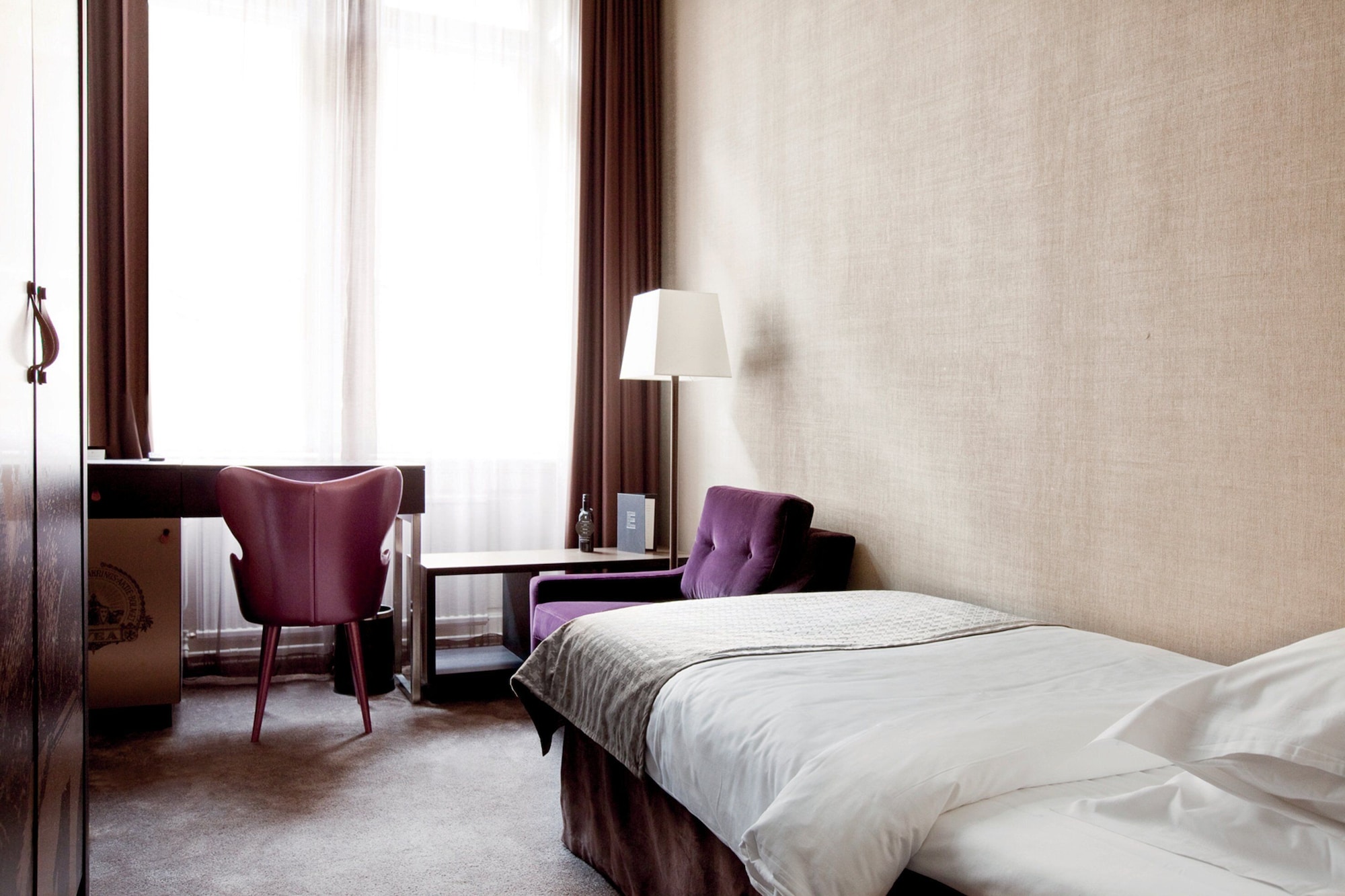 STANDARD, SINGLE, SINGLE BED
