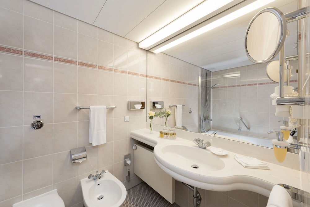 MARITIM HOTEL MAGDEBURG 71/73
