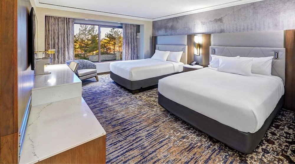 Mystic Lake Casino Hotel 16/62