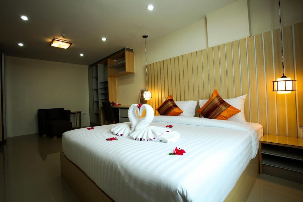 Patt Serviced Apartments 10/34