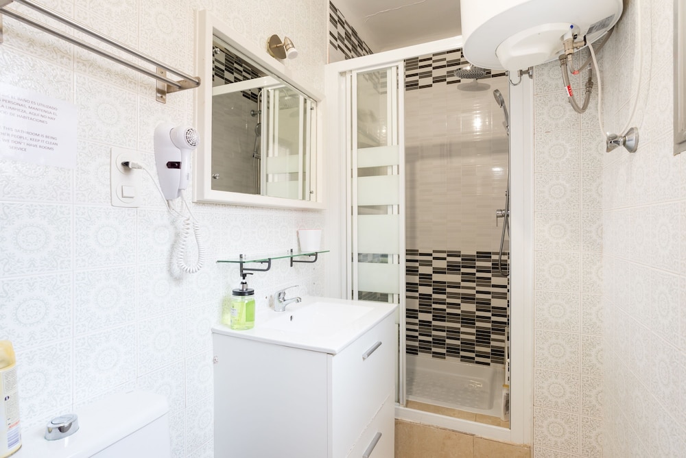 Rafaela Guest House 46/50