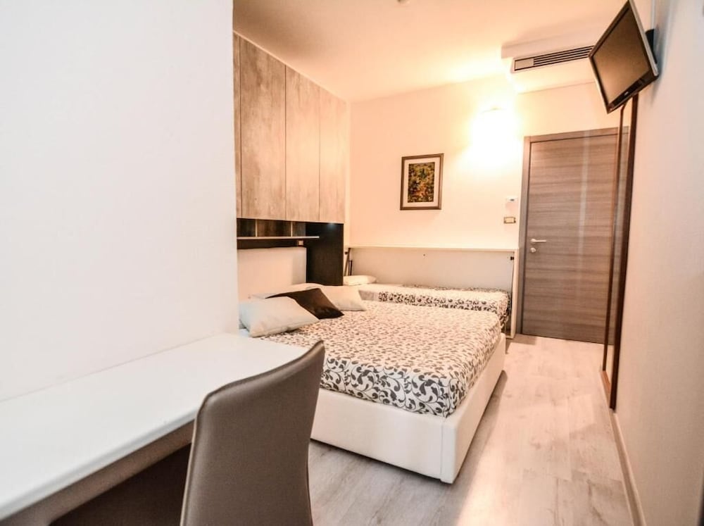 Albergo Gardesana 19/71