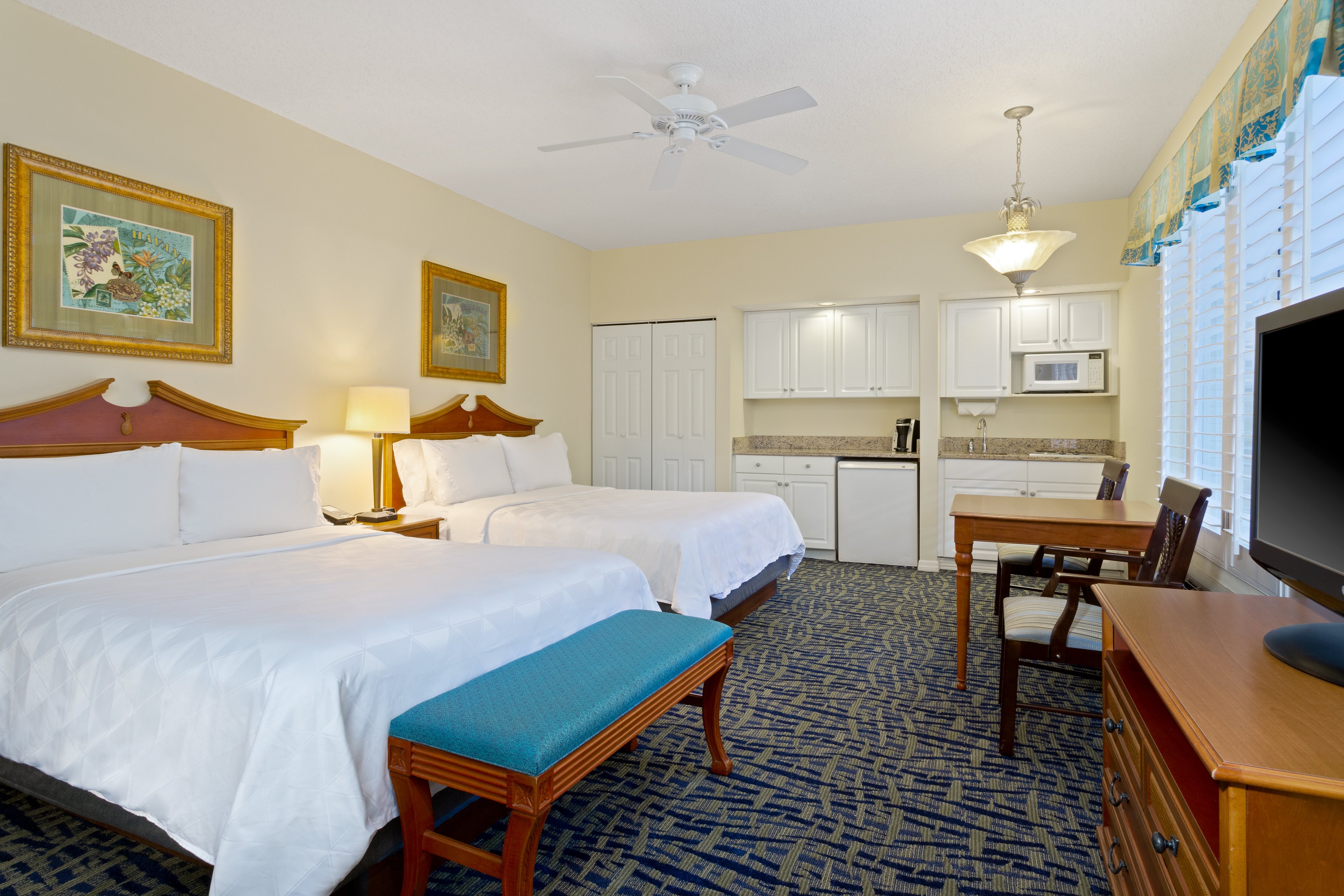 Holiday Inn & Suites Clearwater Beach S-harbourside 55/130