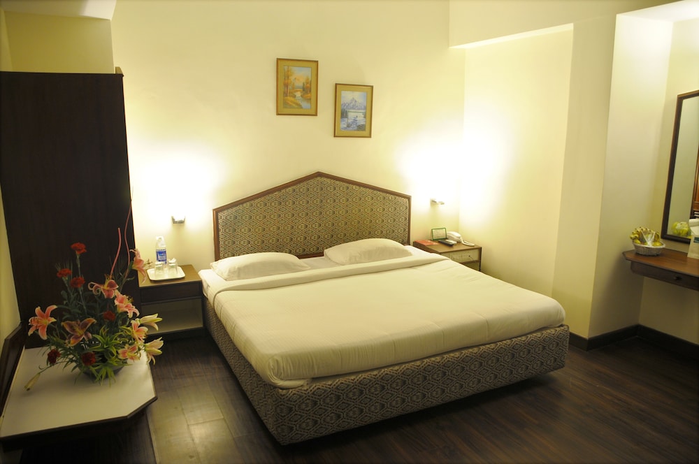 Nalapad's Hotel Bangalore International 7/18
