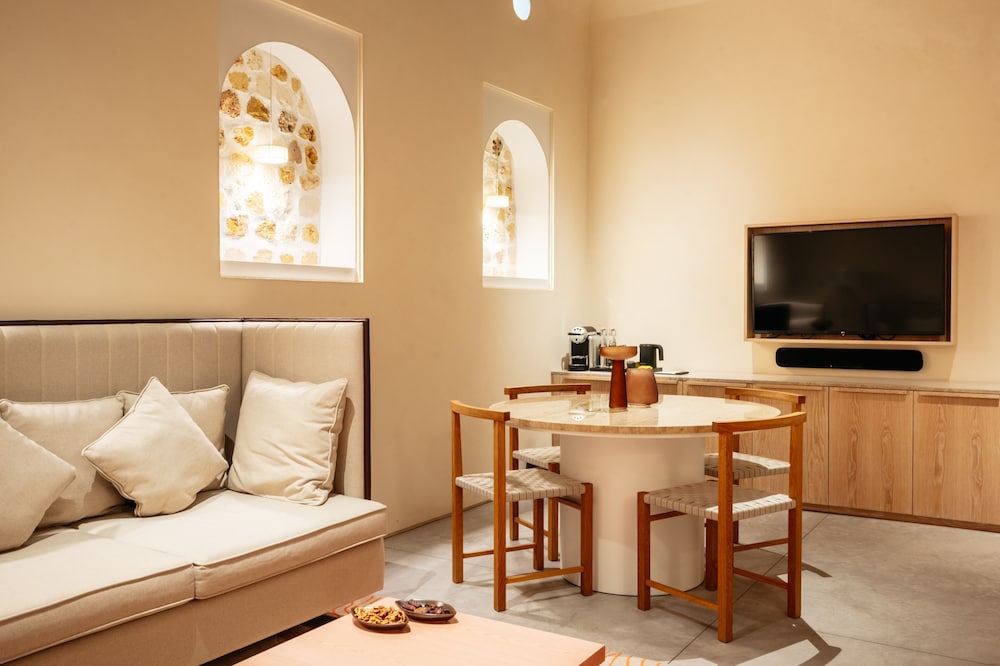 The Chedi Al Bait Sharjah 54/74