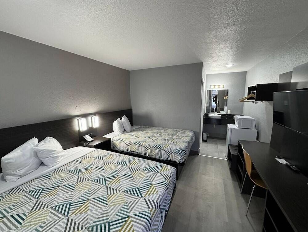 Motel6 Bismarck, ND 23/54