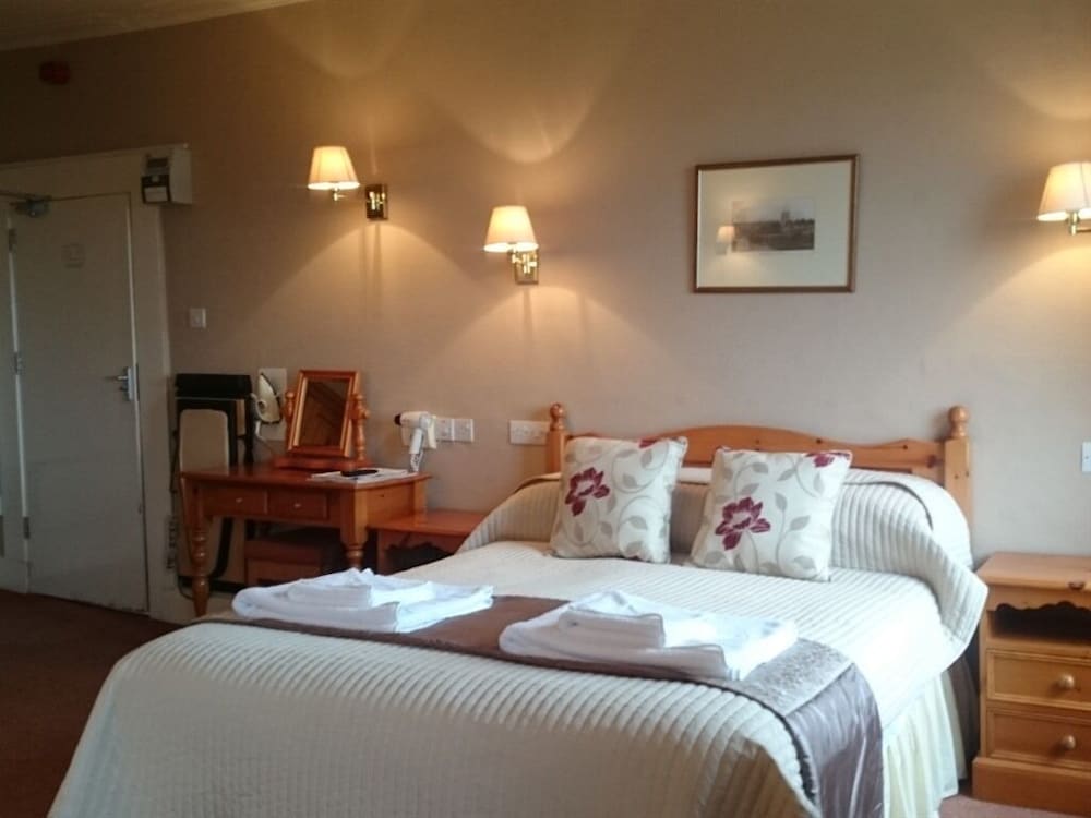 The Silverdale Hotel 16/46