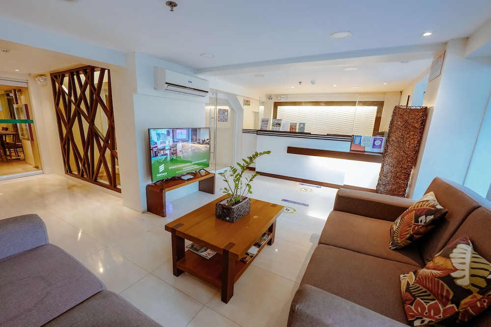Emerald Boutique Hotel 38/55