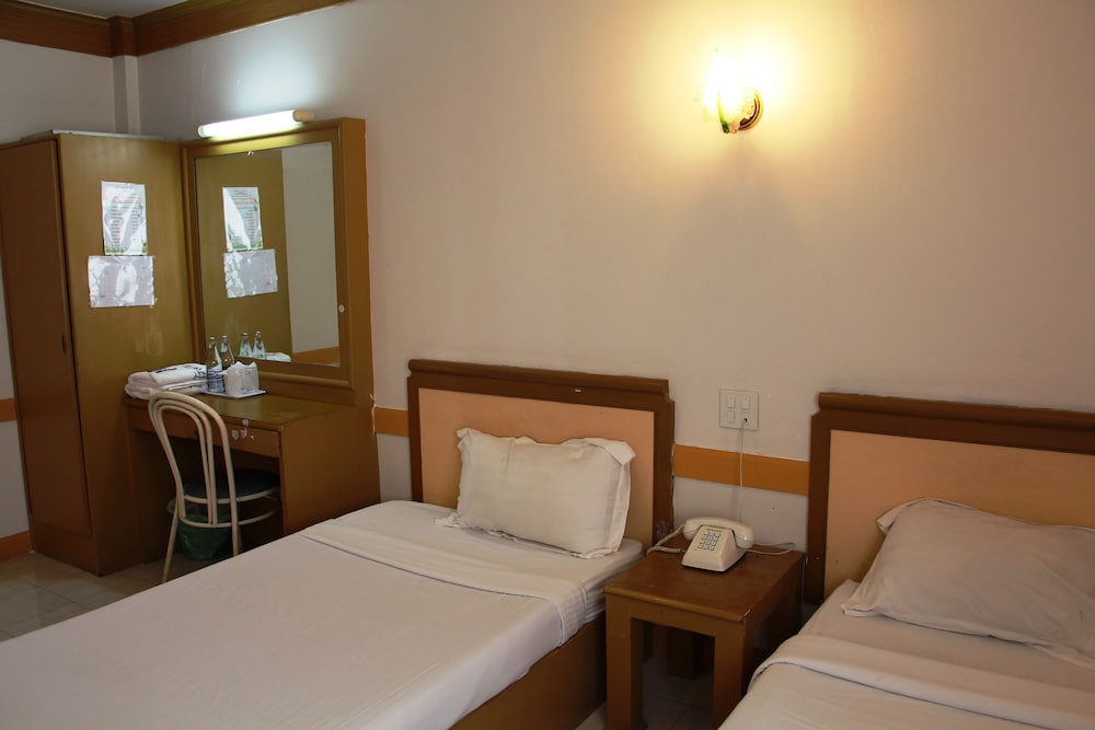 Phu Inn Hotel 5/19