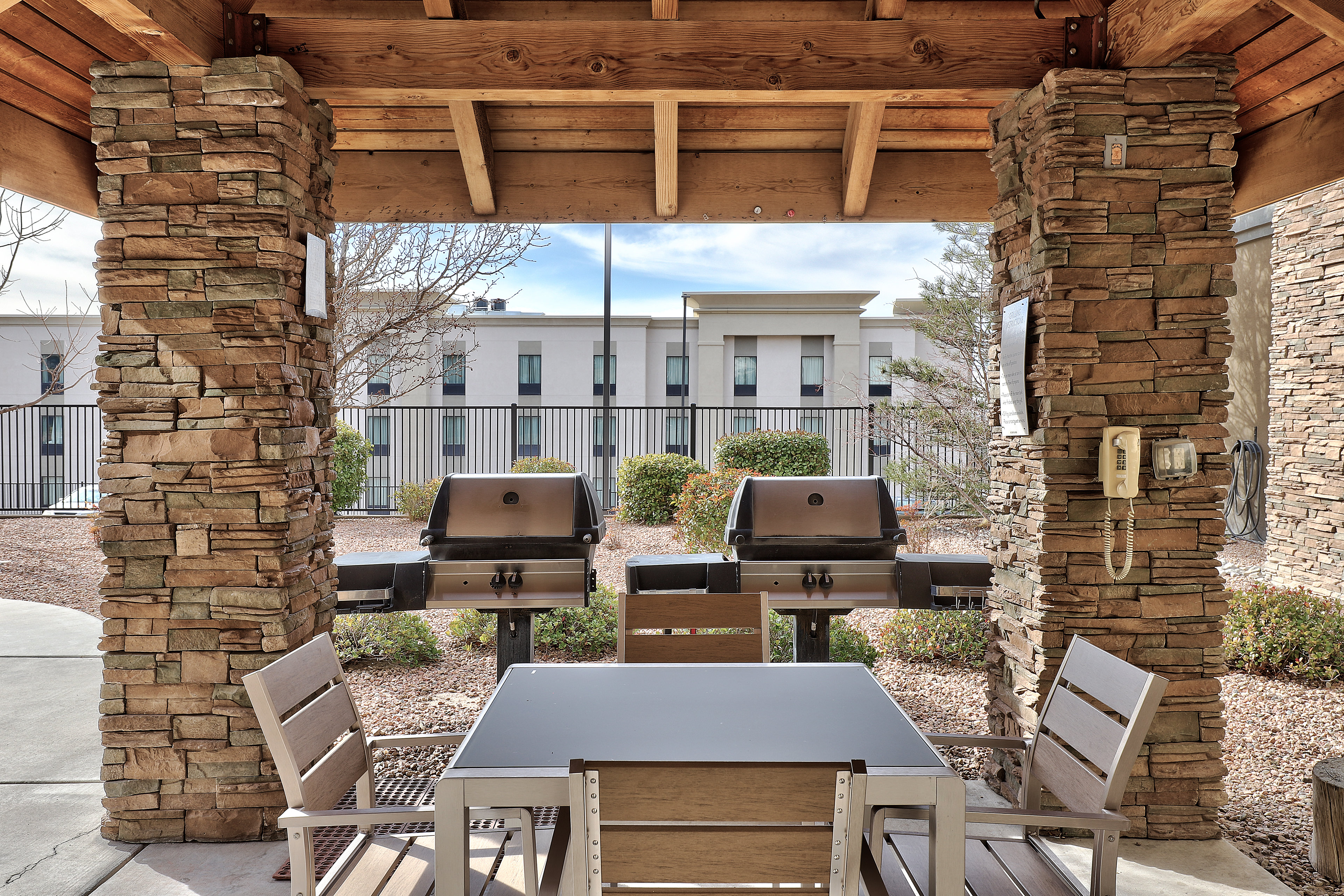 Staybridge Suites Albuquerque Airport 37/59