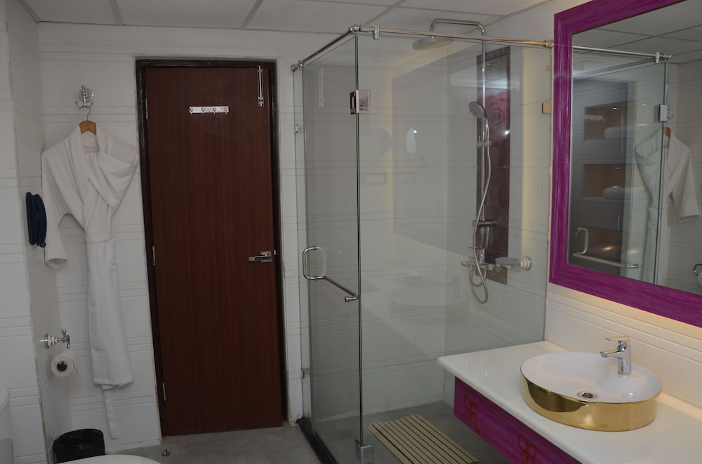 The Grand Empire A Boutique Hotel 21/21