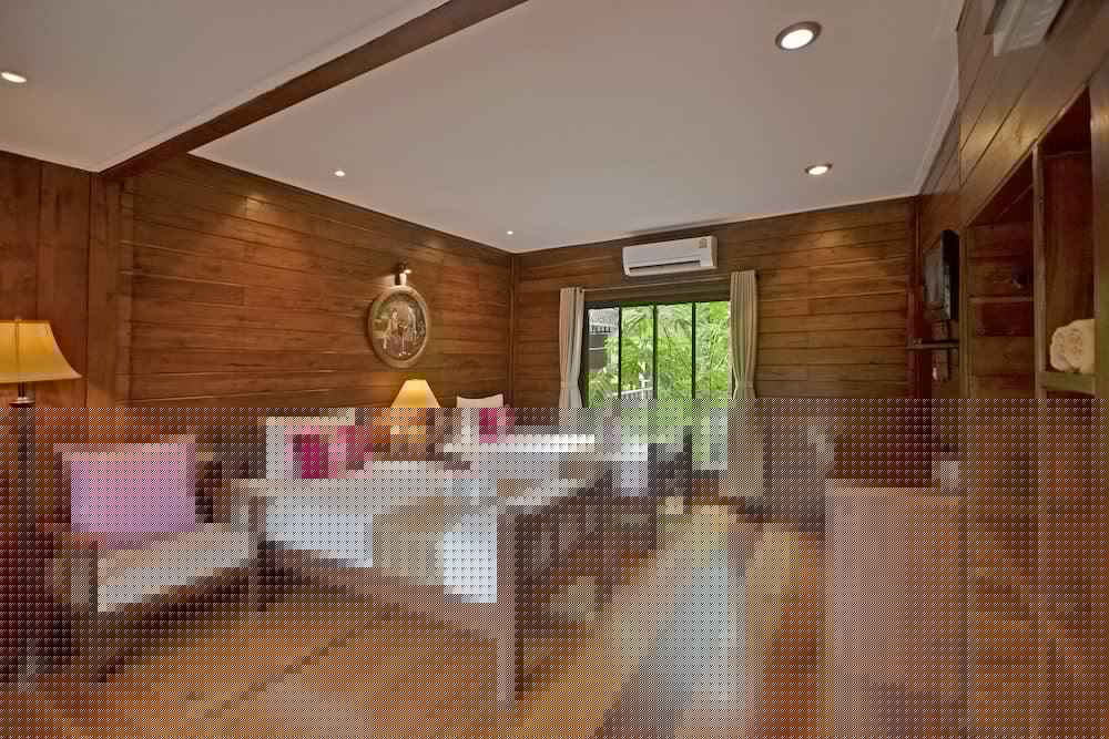Thai Thai Sukhothai Resort 8/68