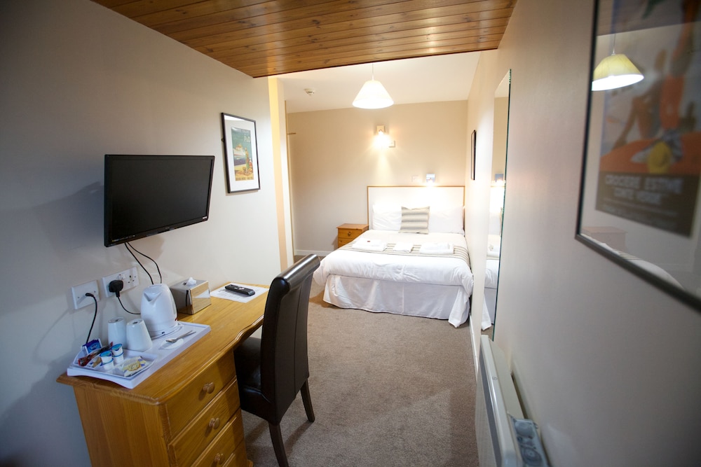 Ferry Inn 39/50