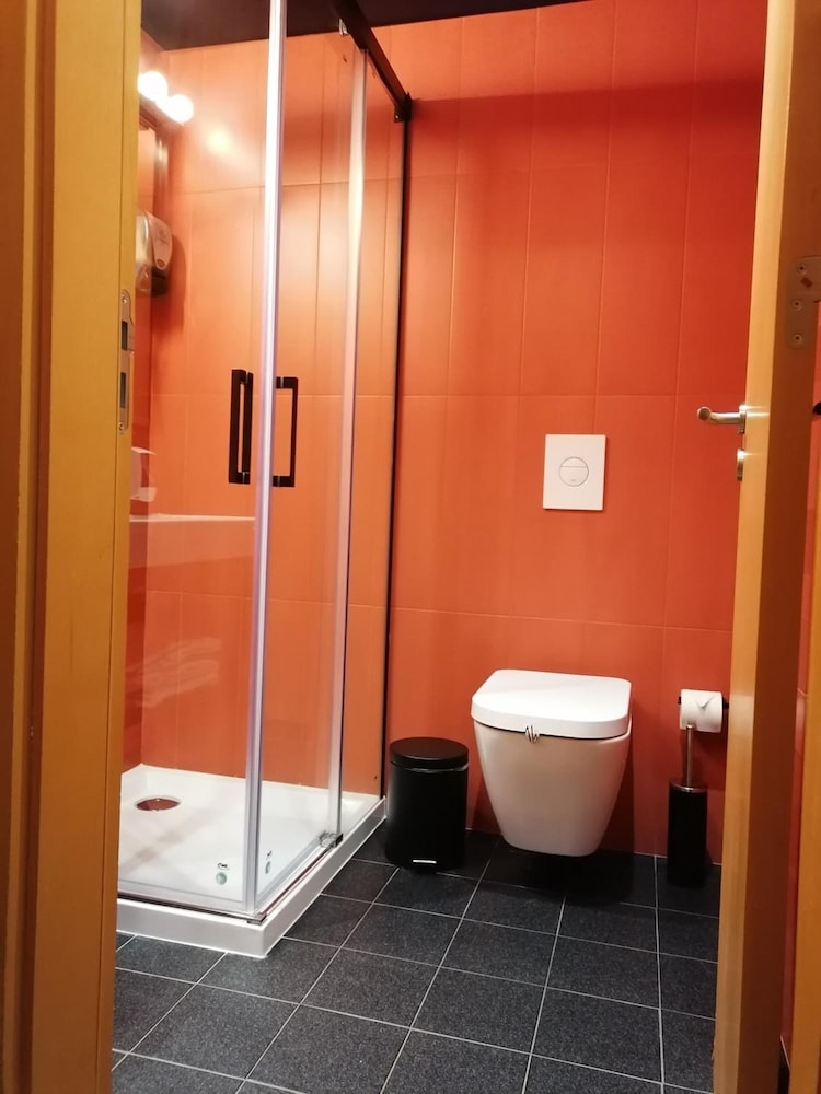Basic Hotel Braga By Axis 30/69