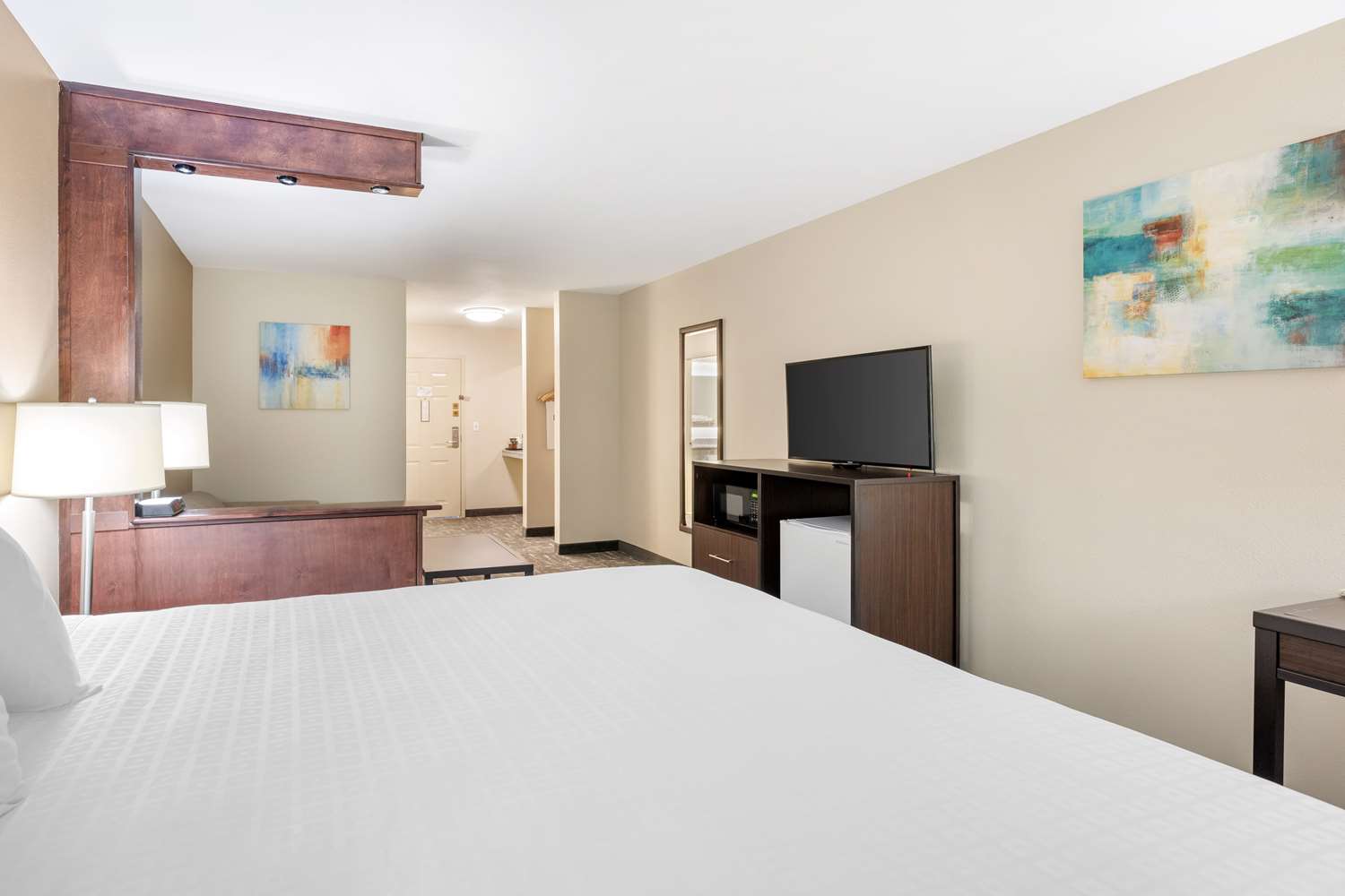 Suite, King Bed, Sofa, Large