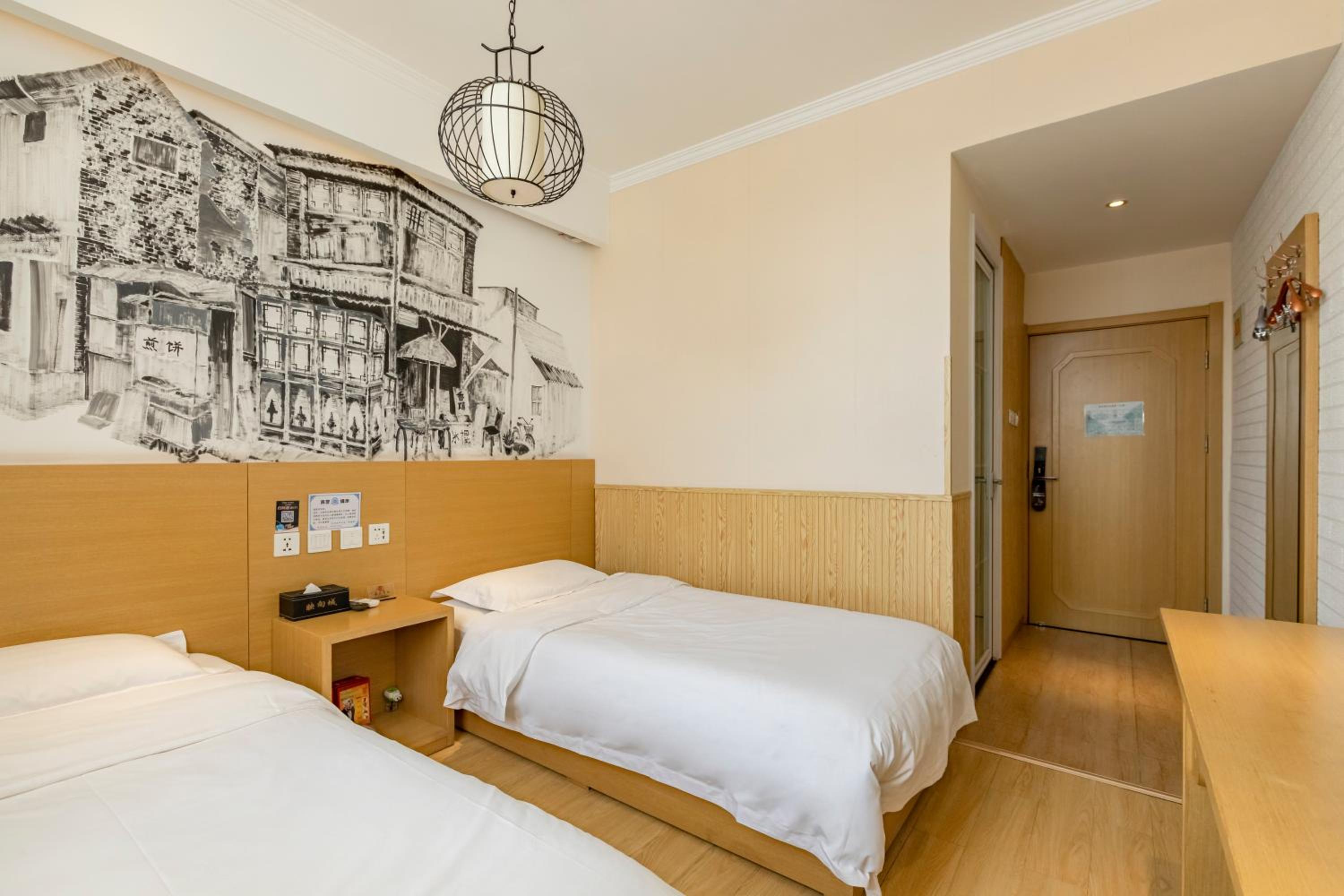 غرفة ديلوكس بسريرين منفصلين، Dragon King Hostel 4/8