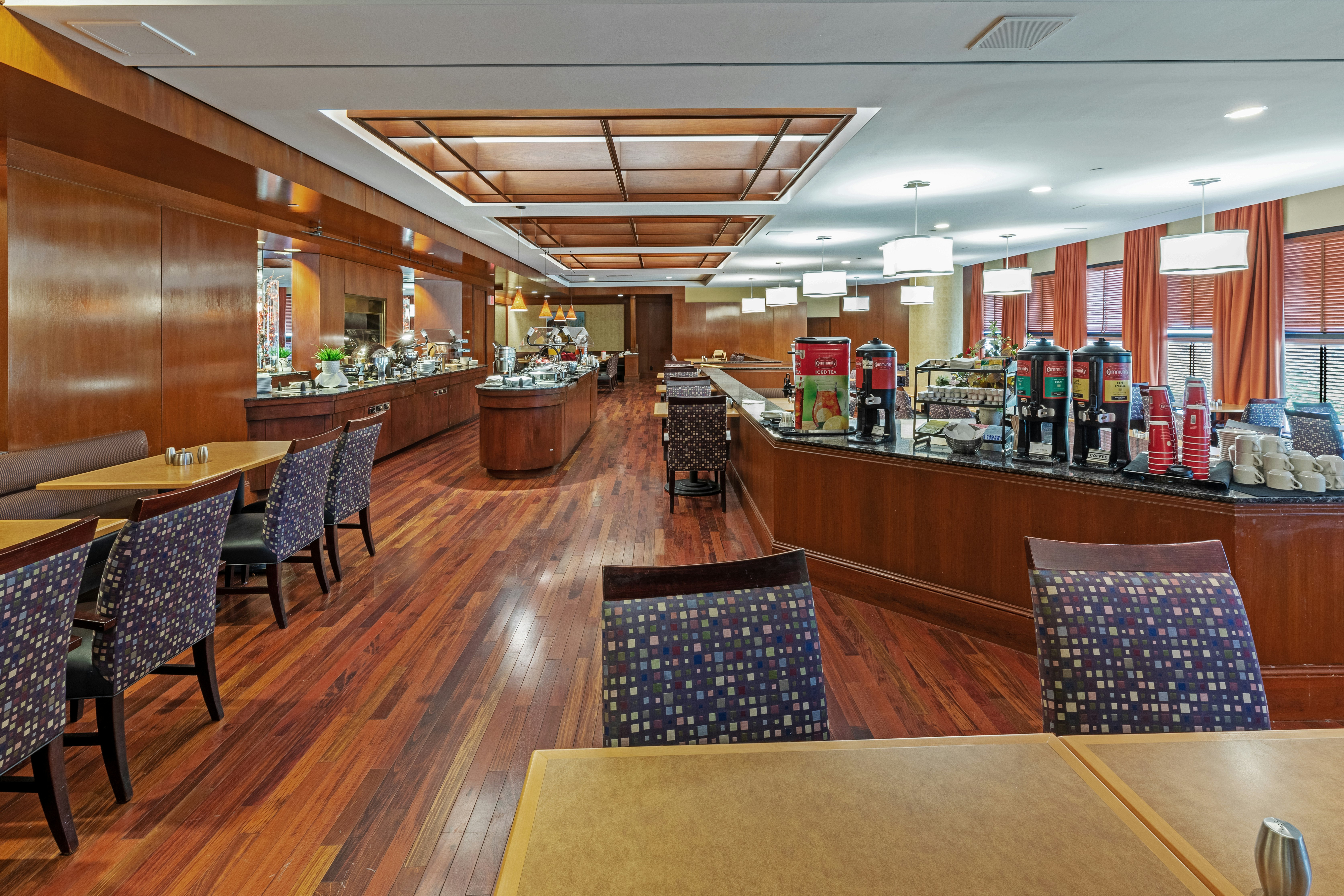 Doubletree Hotel Tulsa At Warren Place 52/72