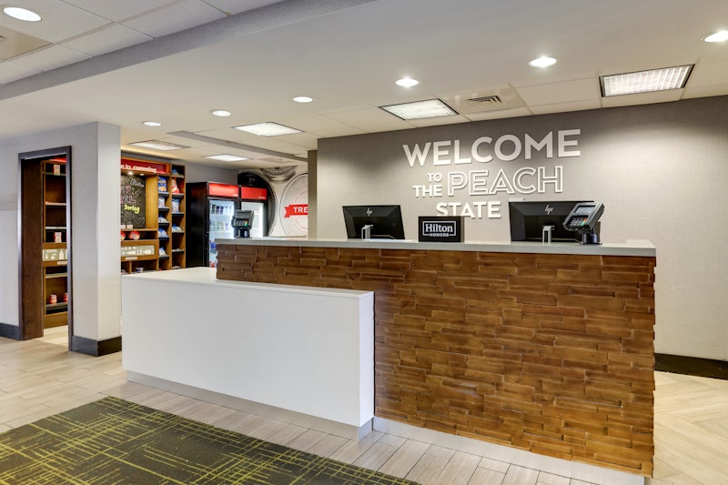 Hampton Inn Cumming 11/40