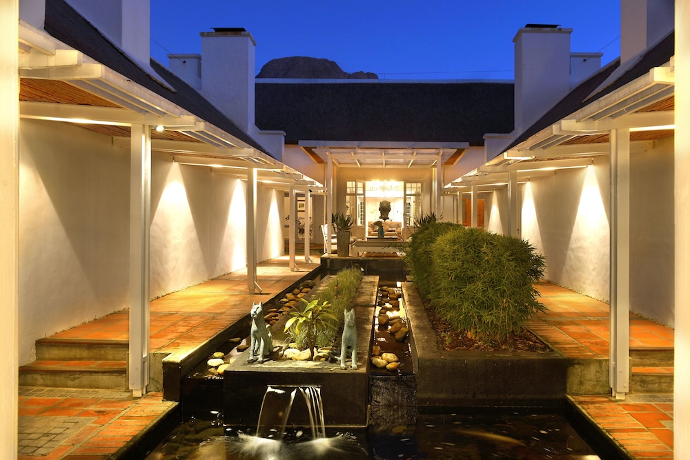 Holden Manz Country House 29/39
