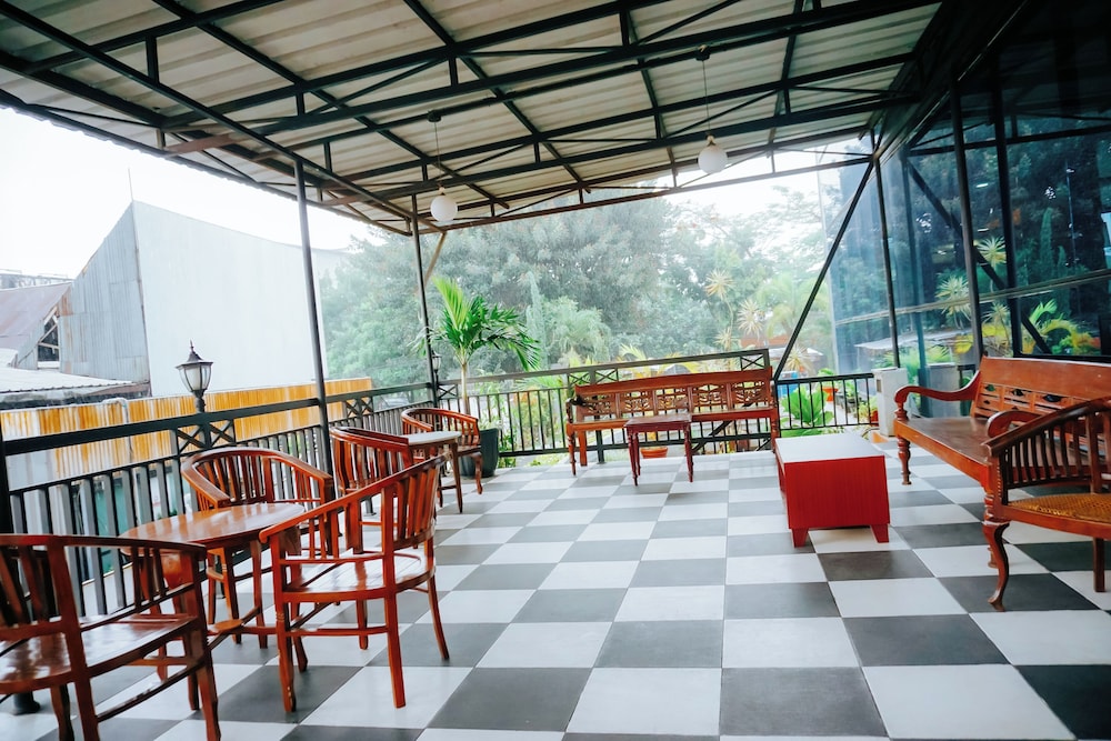 Pia Hotel Bandung 30/34