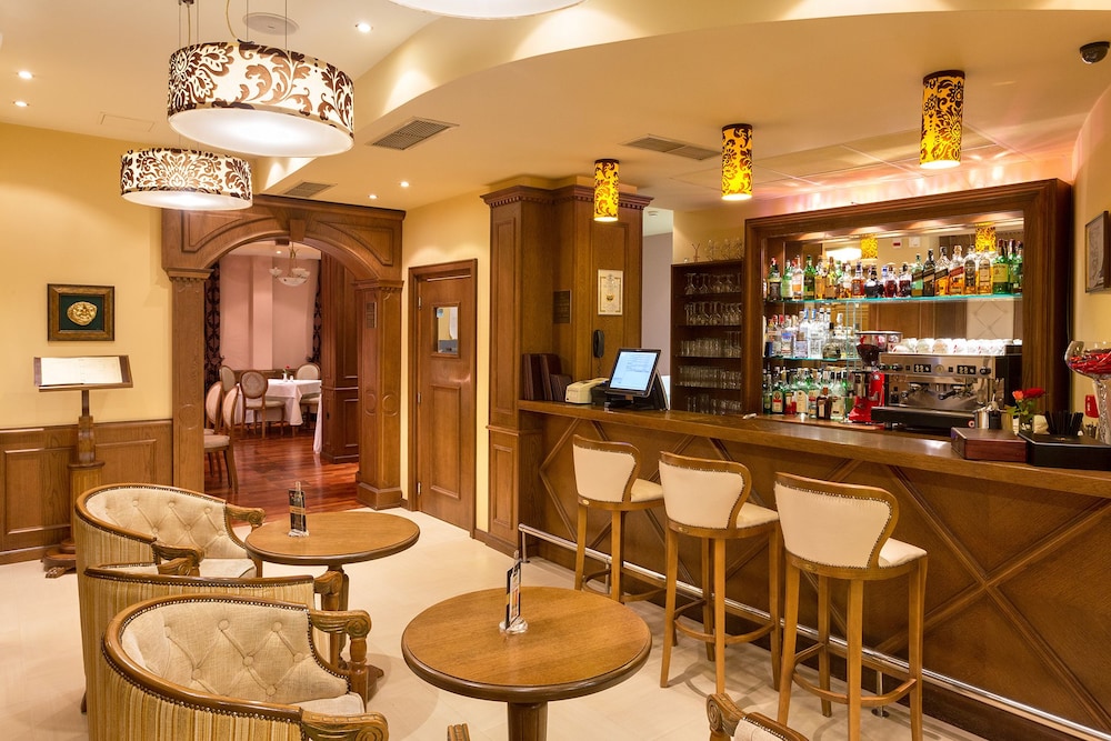 Hotel Club Central 38/49