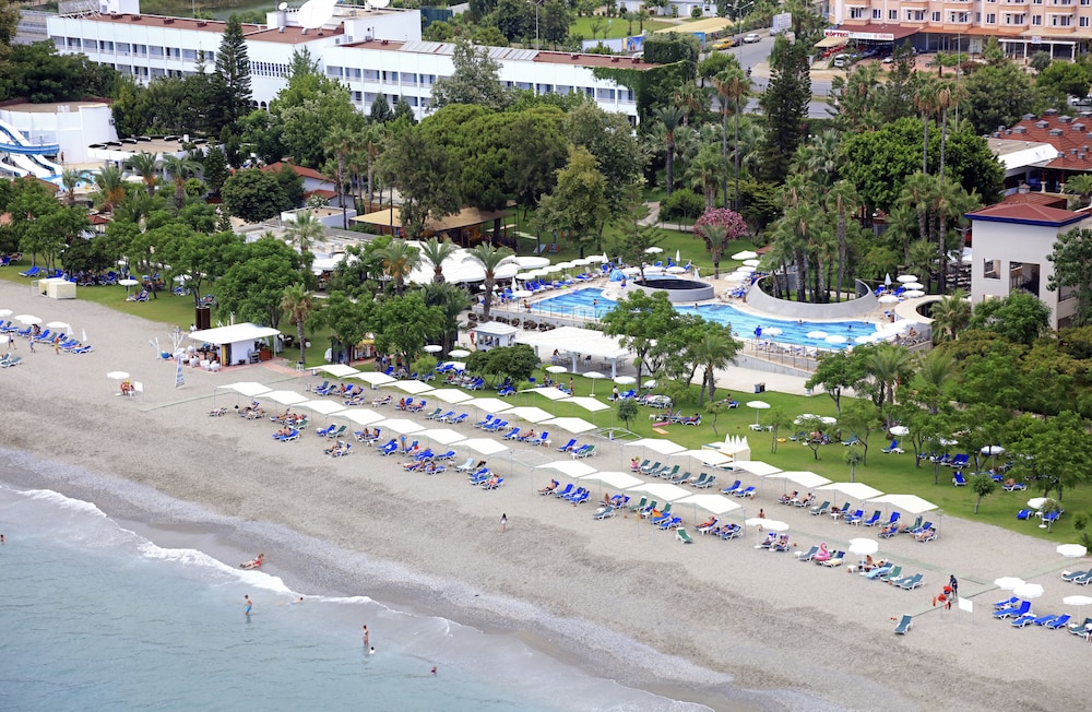 Labranda Alantur Resort 72/77