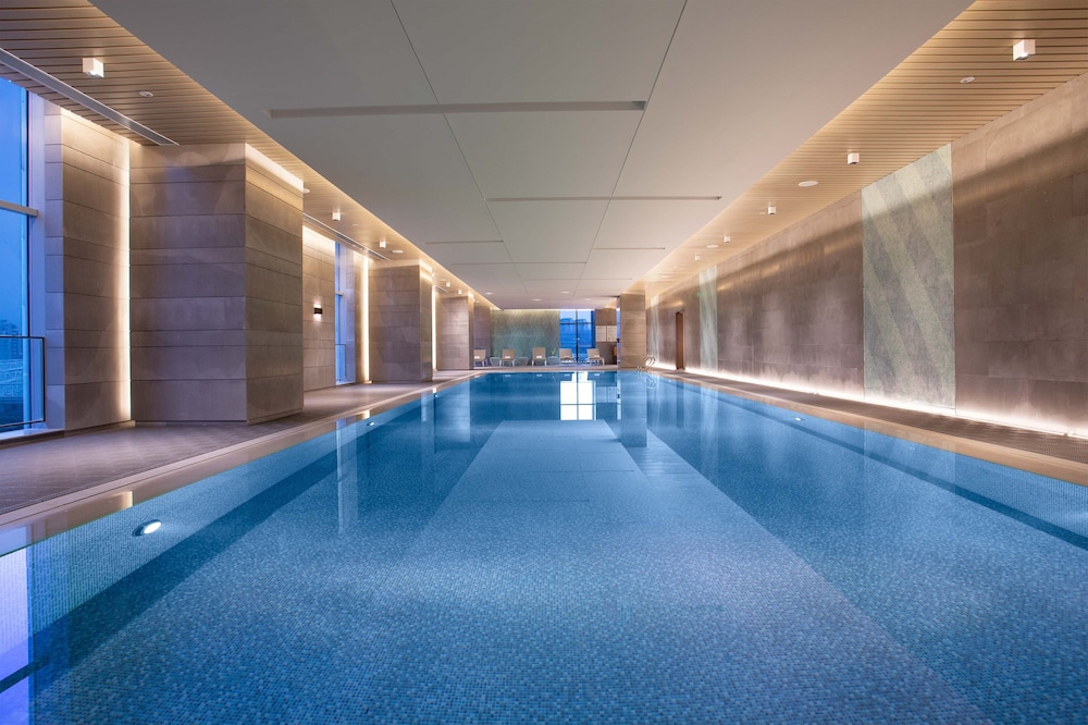 Holiday Inn Wuxi Central Station 22/56