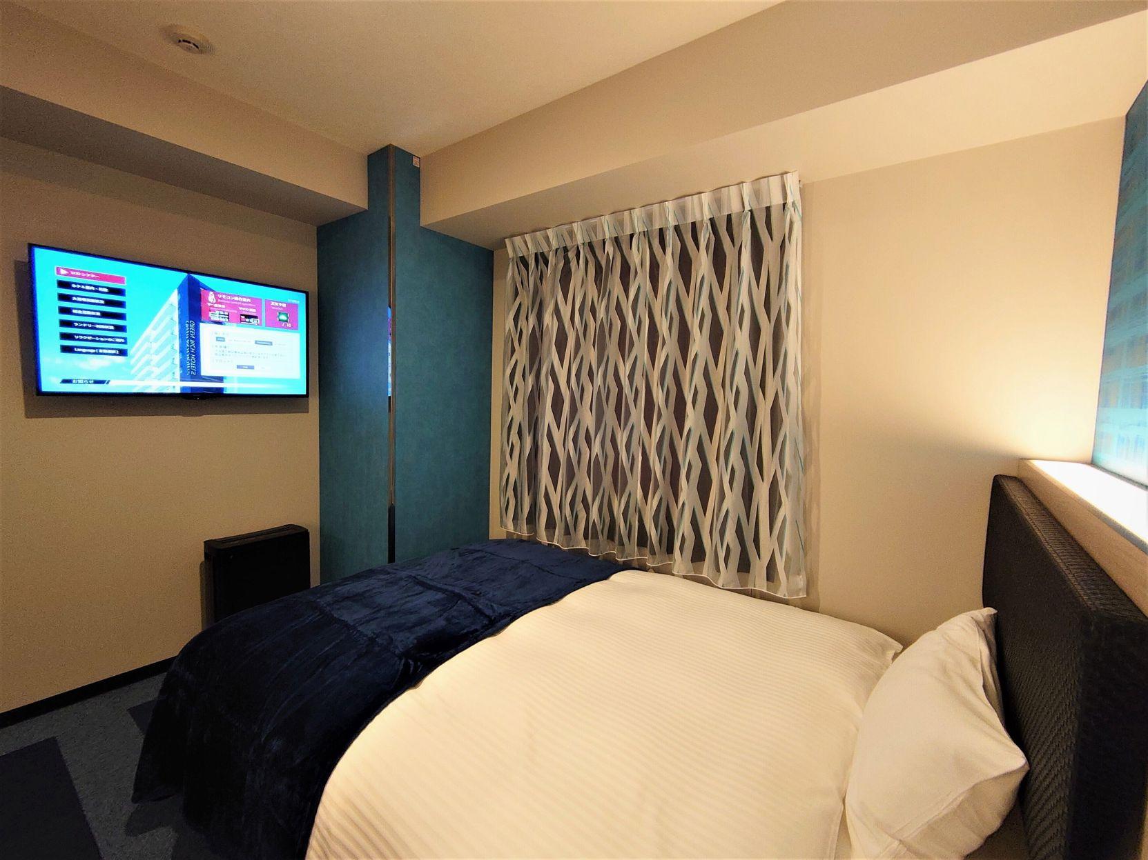 Semi Room, Semi Double Bed, Smoking