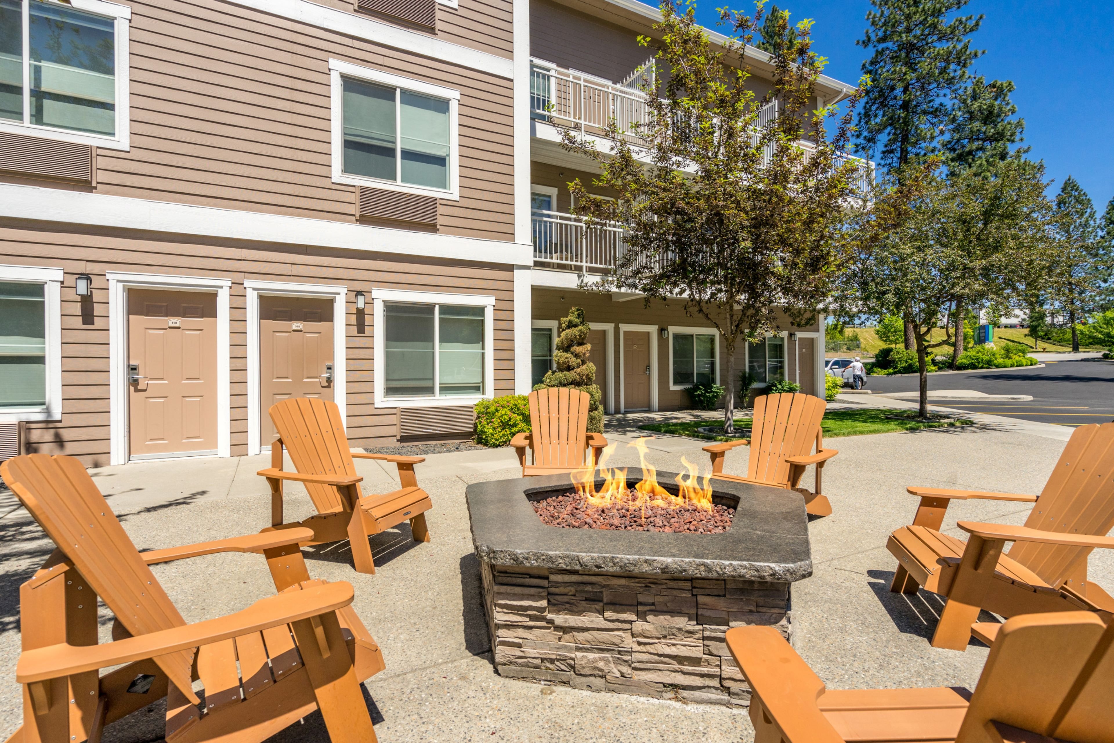 Holiday Inn Express and Suites Interstate 90 10/19
