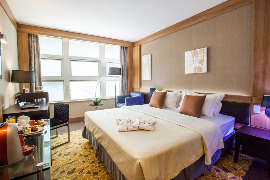 Premium, Double Bed