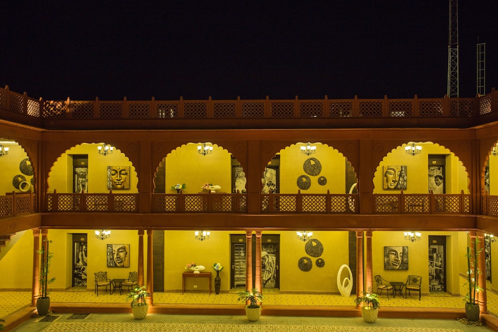 VESTA BIKANER PALACE 1/50