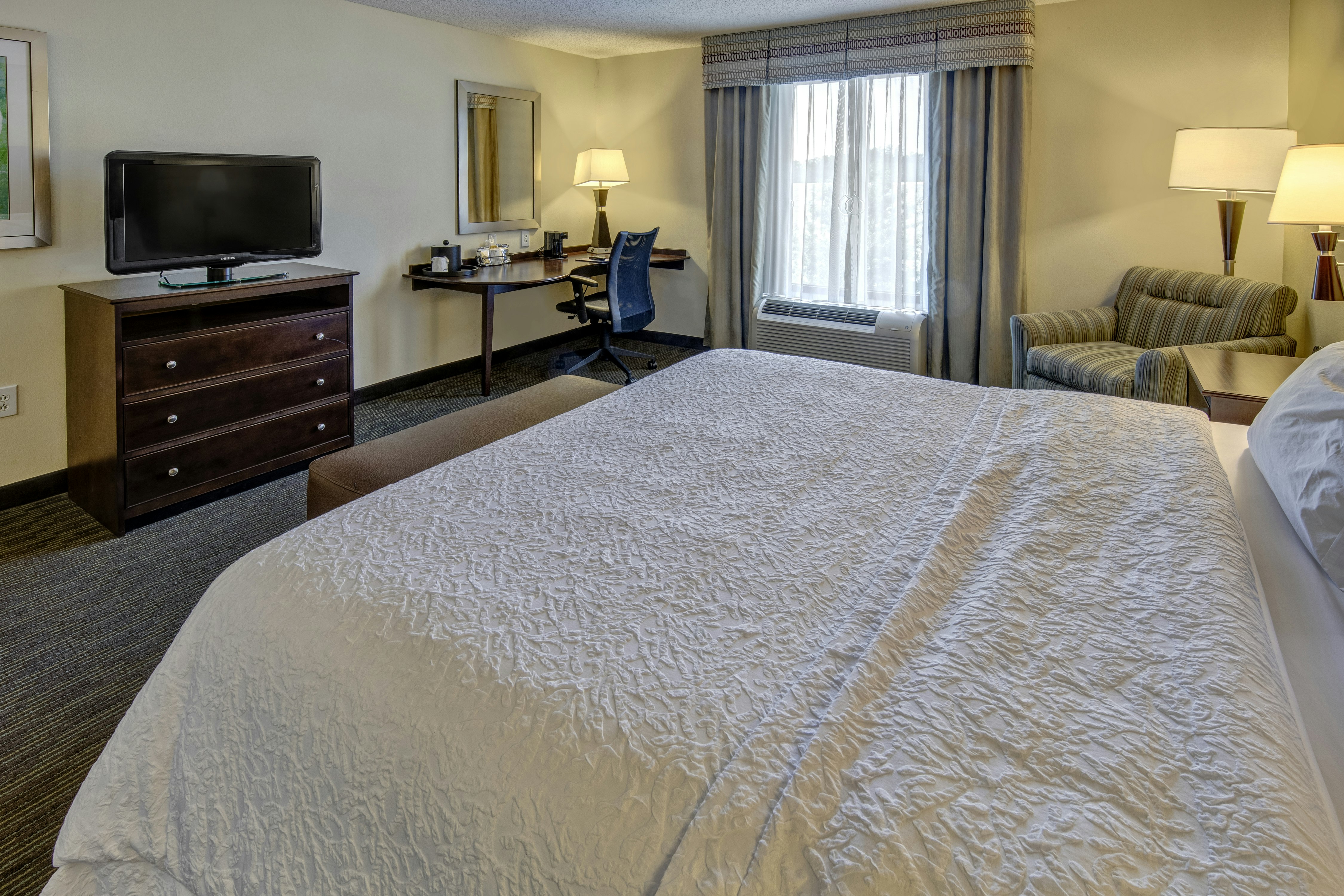 Hampton Inn Suites Birmingham 280 East Eagle Point 13/62