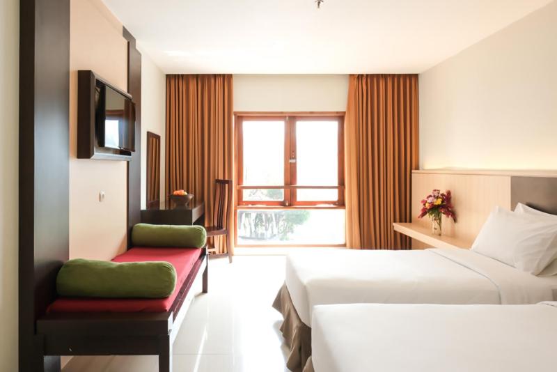 The Grand Hill Bistro Cafe Resort Hotel 21/57