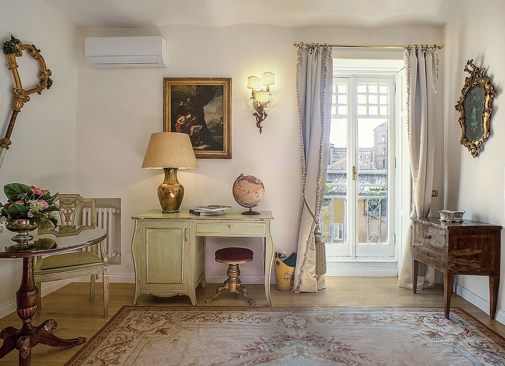 RESIDENZA RUSPOLI BONAPARTE 31/50