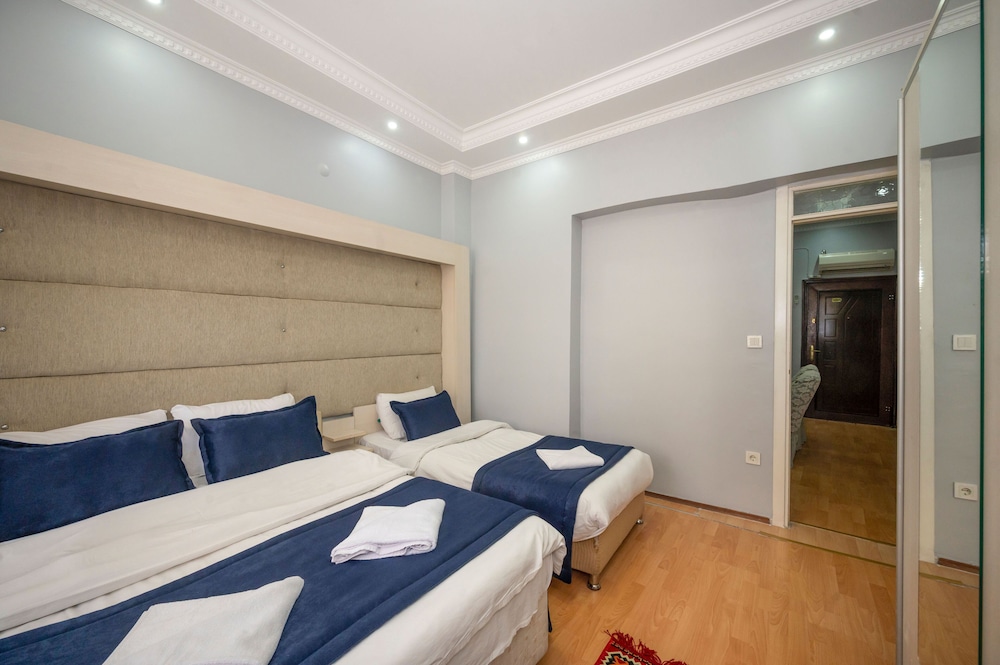 Taksim Suite Ii 4/35