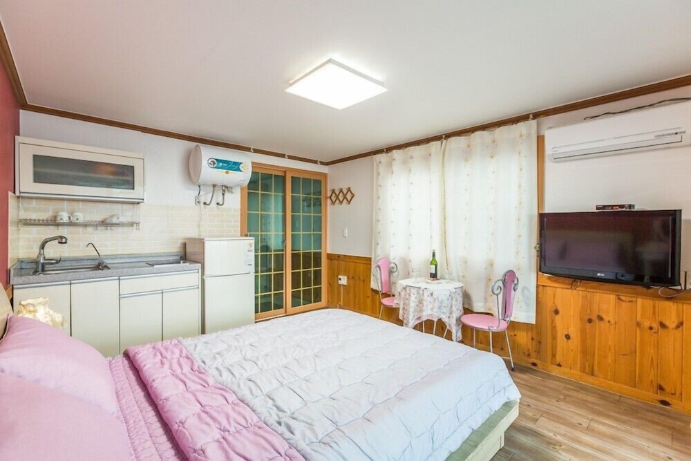 Yeongdeok Sora Pension 15/50