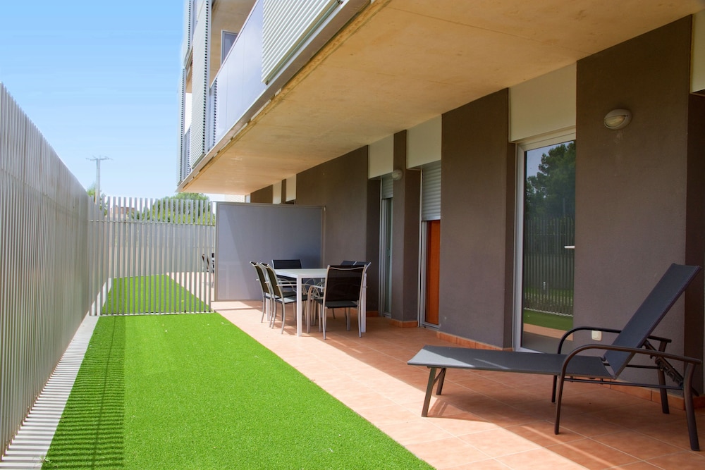 Rentalmar Families Paradise Village 32/43