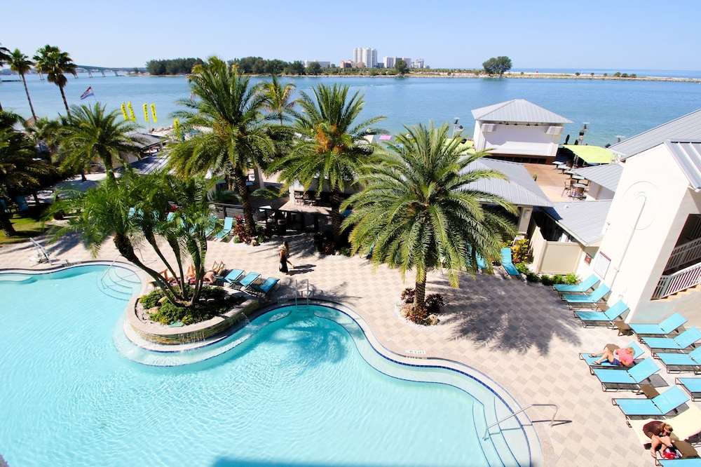 Shephards Beach Resort 59/66